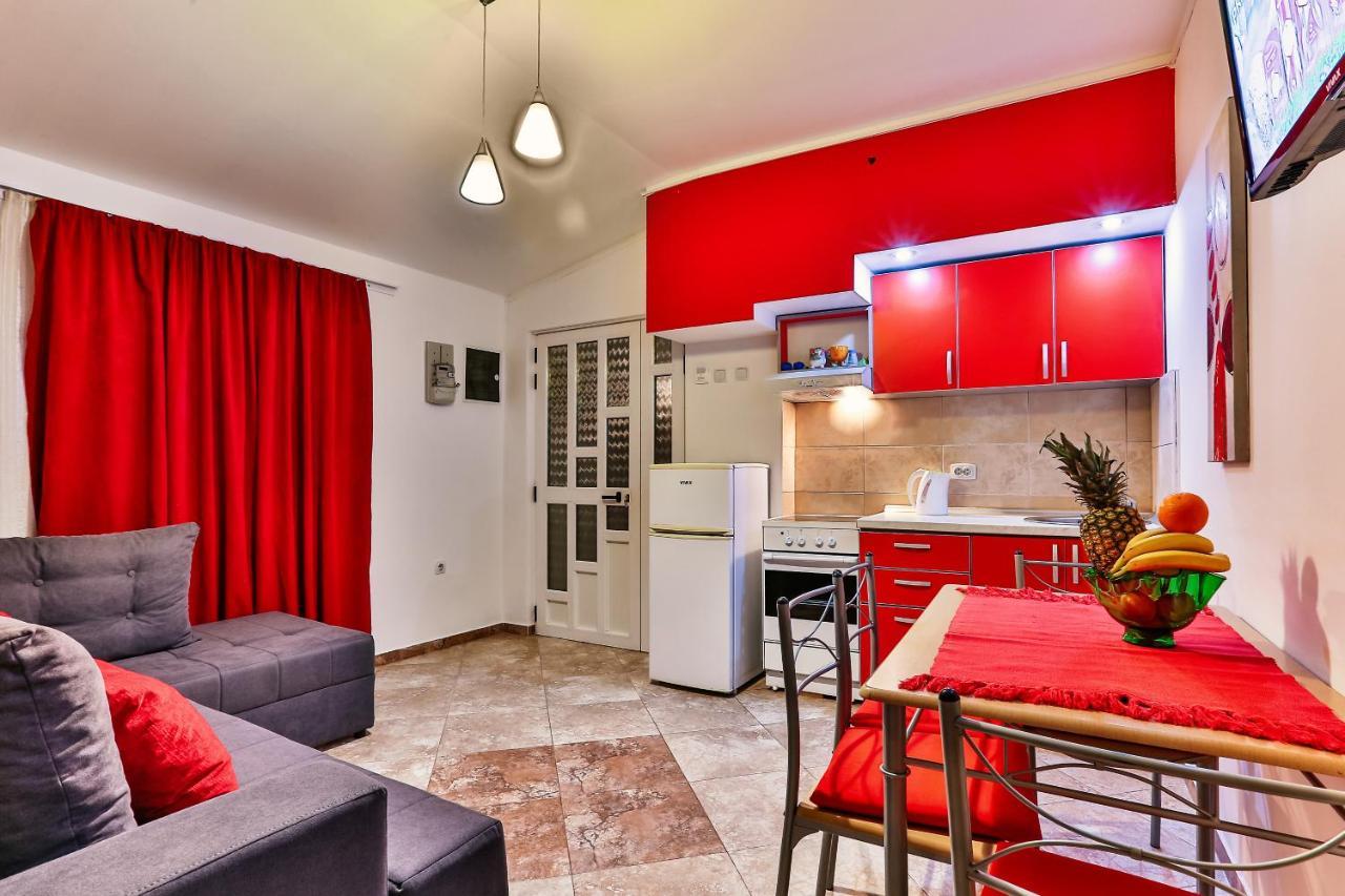 Apartment De Lux Luka *